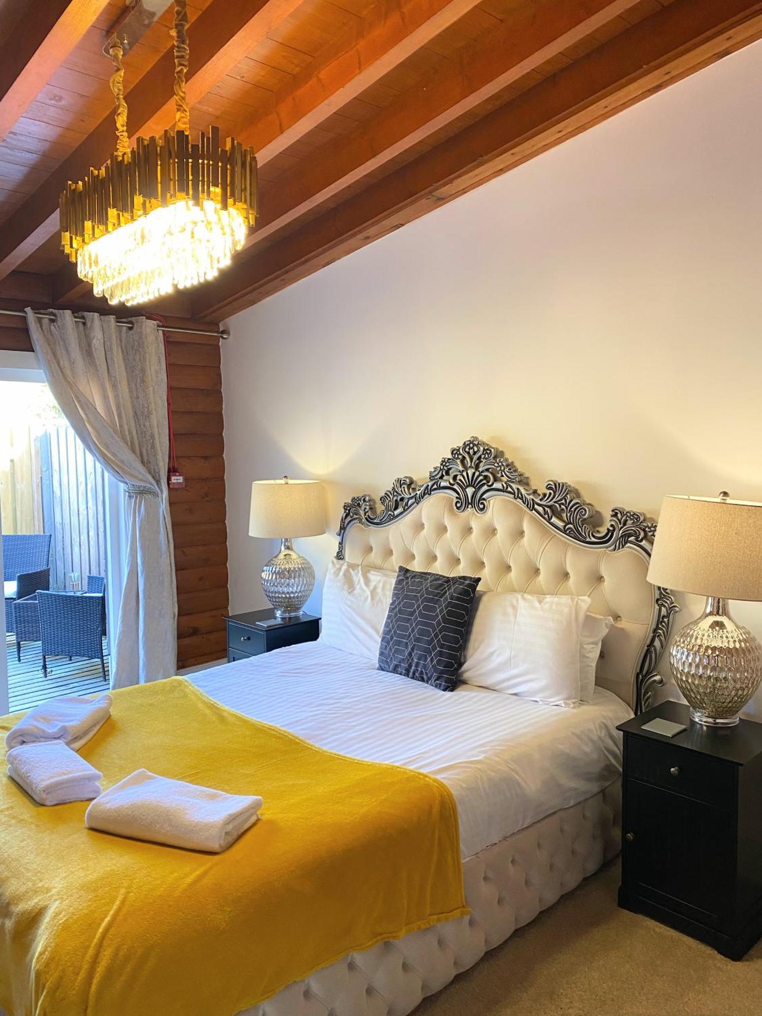 Kaoglen-Spruce-Hot Tub-Forrest Setting-Pet Friendly Villa Balnald Luaran gambar