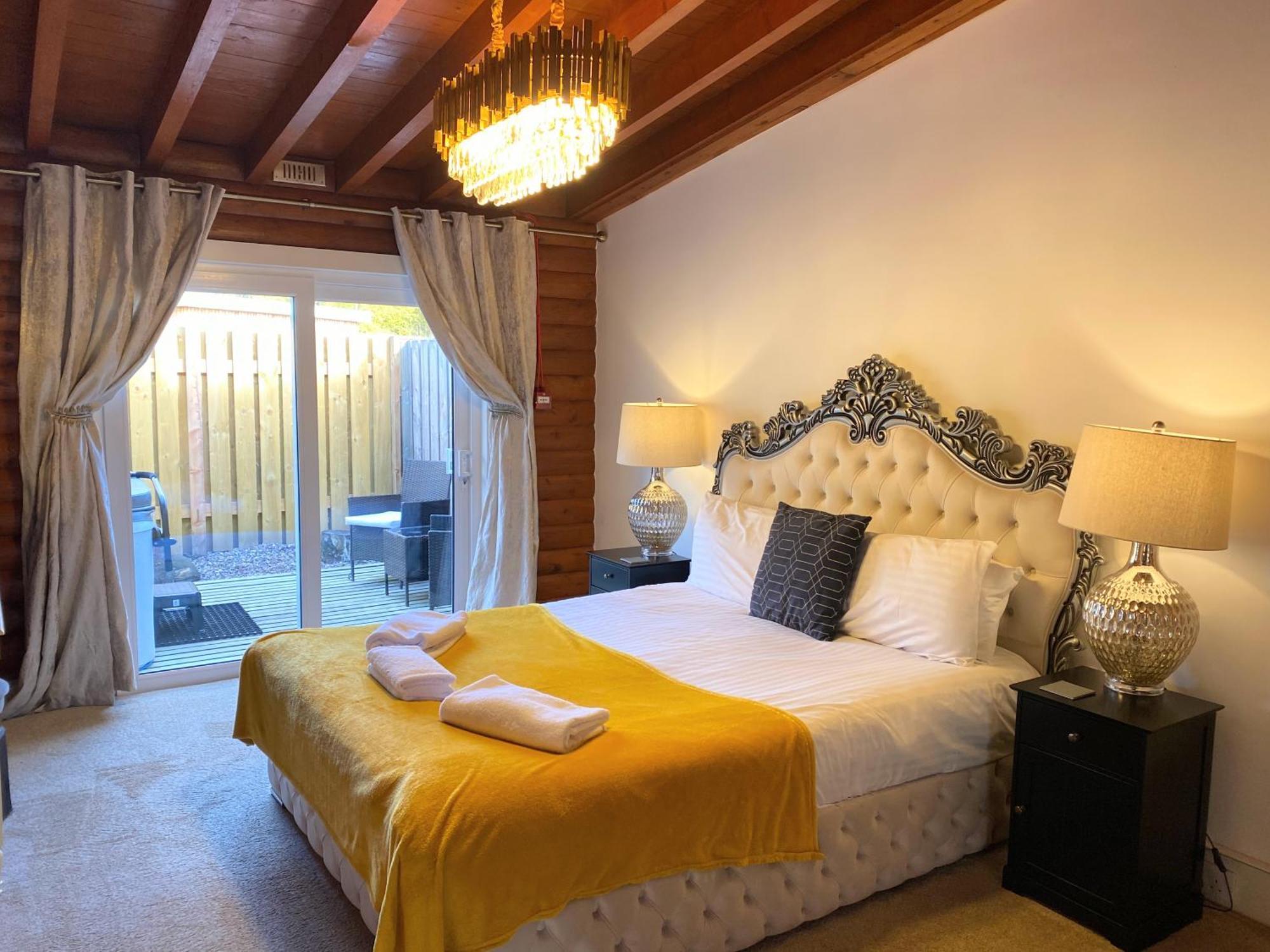 Kaoglen-Spruce-Hot Tub-Forrest Setting-Pet Friendly Villa Balnald Luaran gambar